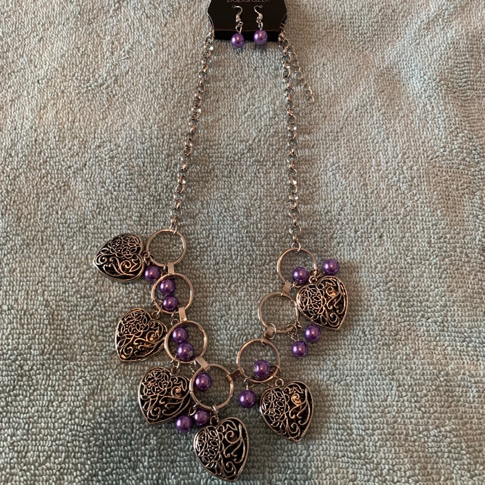 Stunning heart necklace & earrings